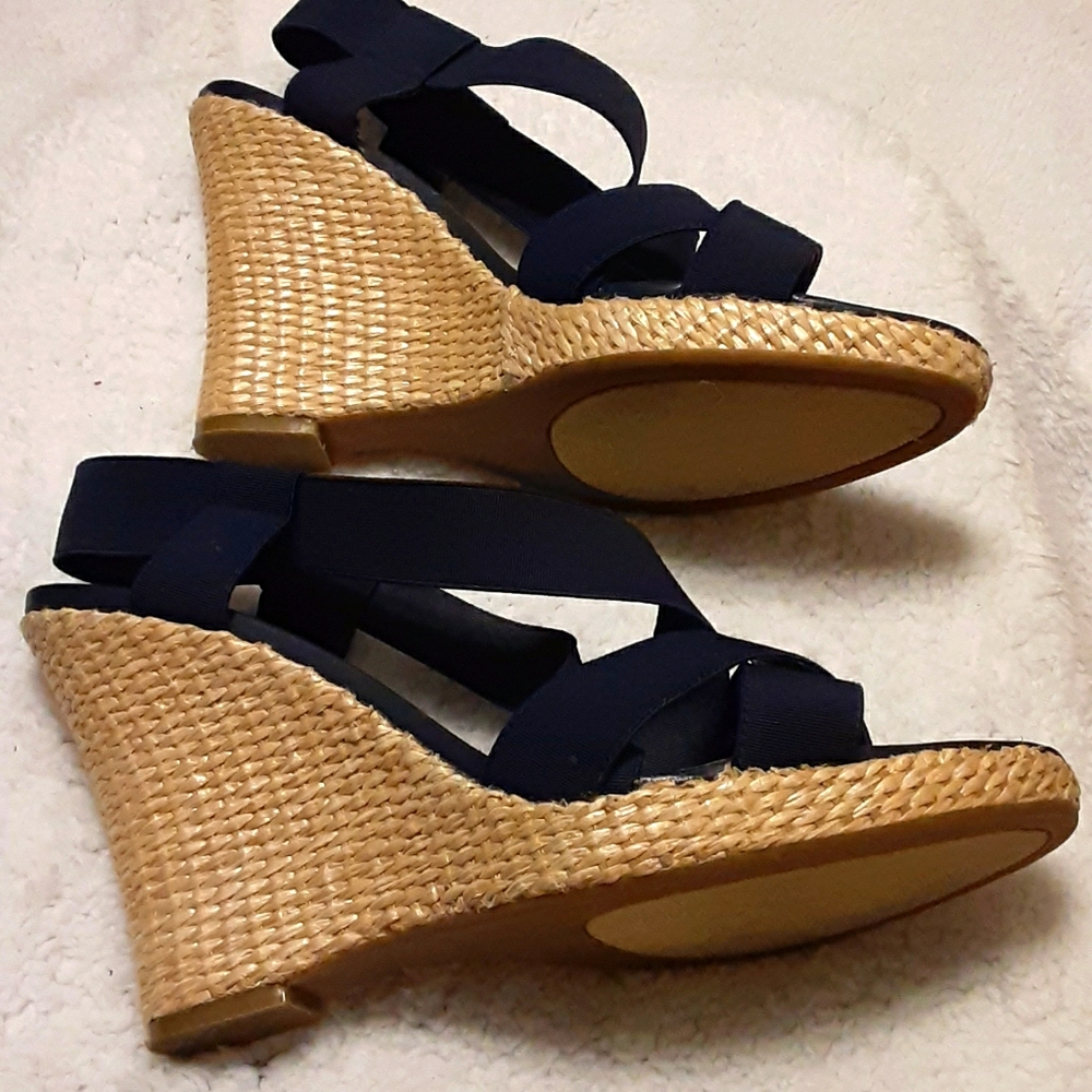 Madison Studio 4' Wedge Heels - Picture 4 of 6